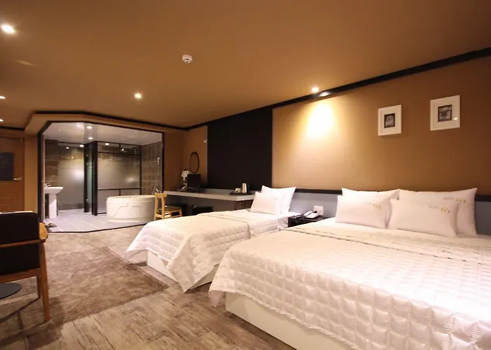 G7 Motel